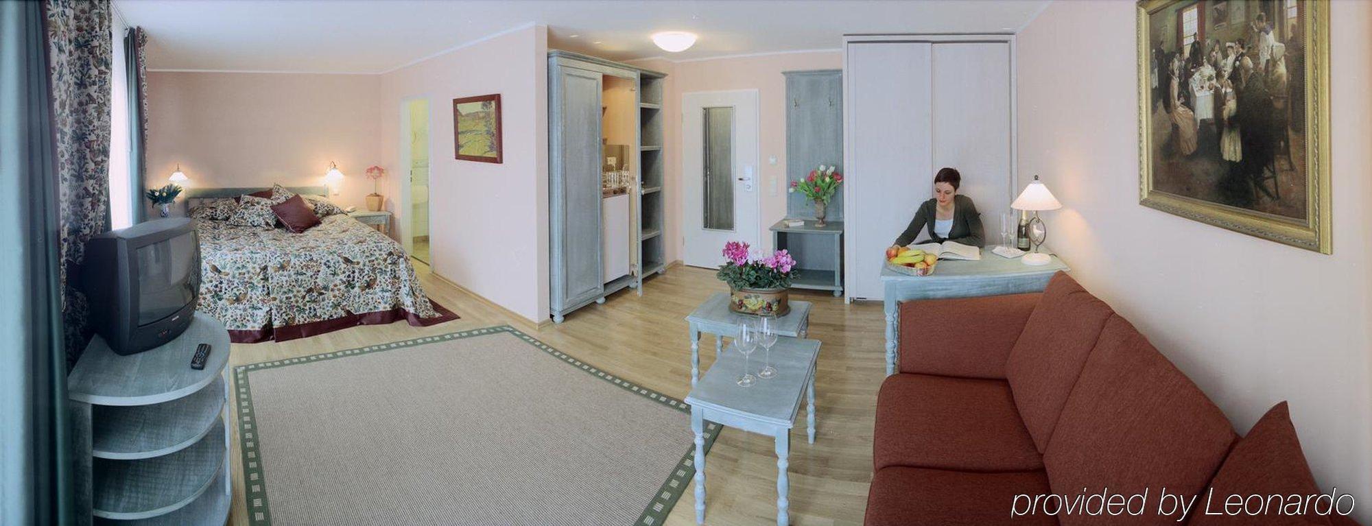 Hotel Henry Erding Ruang foto